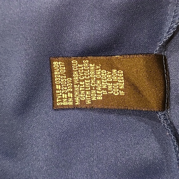 Elegant Dress For Women - Picture 8 of 9